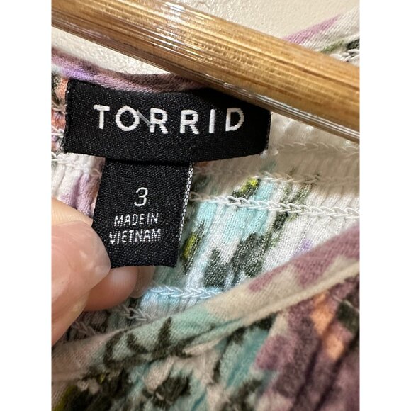 Torrid Womans Floral Smocked Top Size 3X Bloomcore Beachy Tropical Travel Vacay - Picture 2 of 11
